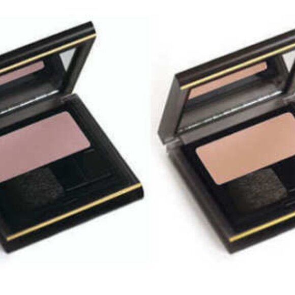 Elizabeth Arden Other - BOGO Elizabeth Arden Color Intrigue Cheek Color Ombre a Joues Berry Blush